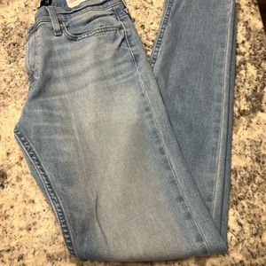 Hollister skinny jeans